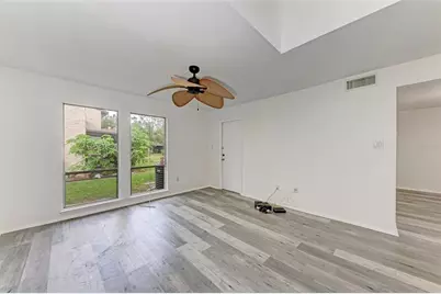 4477 Sandner Drive, Sarasota, FL 34243 - Photo 11