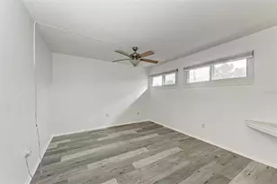 4477 Sandner Dr, Sarasota, FL 34243 - Photo 21