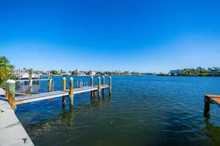 23 Seaside Ct, Holmes Beach, FL 34217 - Photo 15