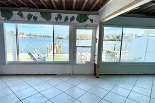 23 Seaside Ct, Holmes Beach, FL 34217 - Photo 19