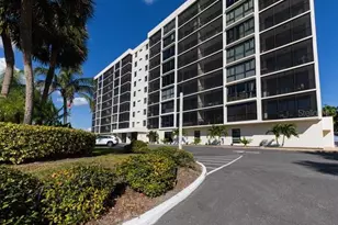 7100 Sunshine Skyway Ln S, Saint Petersburg, FL 33711 - Photo 9