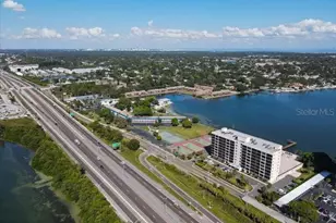 7100 Sunshine Skyway Ln S, Saint Petersburg, FL 33711 - Photo 3