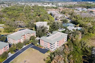 5209 Manorwood Dr, Sarasota, FL 34235 - Photo 47