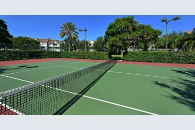 850 S Tamiami Trail #725, Sarasota, FL 34236 - Photo 31