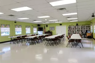 2228 Canal Dr, Bradenton, FL 34207 - Photo 23