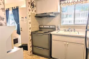 2228 Canal Dr, Bradenton, FL 34207 - Photo 3