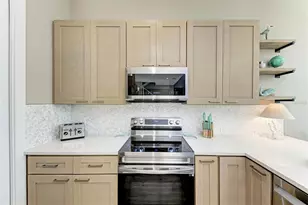 901 30th Ct E, Bradenton, FL 34208 - Photo 17