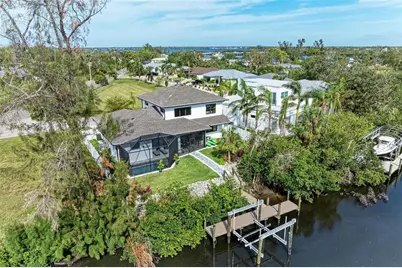 901 30th Court E, Bradenton, FL 34208 - Photo 7