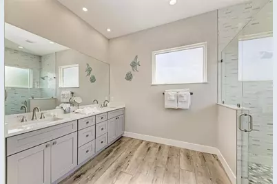 901 30th Court E, Bradenton, FL 34208 - Photo 31