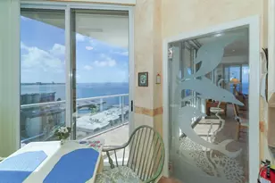 1800 Benjamin Franklin Dr, Sarasota, FL 34236 - Photo 13