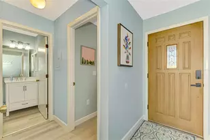 5761 Avista Dr, Sarasota, FL 34243 - Photo 7