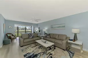 5761 Avista Dr, Sarasota, FL 34243 - Photo 13
