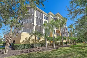 6482 Water Crest Way, Lakewood Ranch, FL 34202 - Photo 57