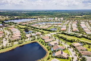 5610 Rain Lily Ct, Sarasota, FL 34238 - Photo 7