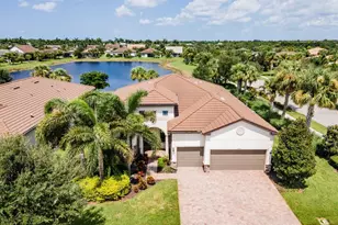 5610 Rain Lily Ct, Sarasota, FL 34238 - Photo 3
