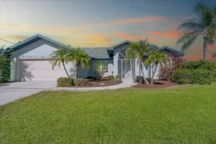527 Rotonda Cir, Rotonda West, FL 33947 - Photo 1