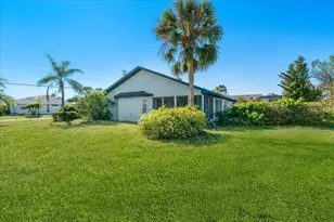 527 Rotonda Cir, Rotonda West, FL 33947 - Photo 31