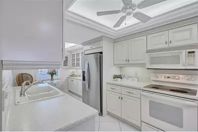 420 Beach Road #203, Sarasota, FL 34242 - Photo 29