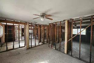 3181 Irving St, Sarasota, FL 34237 - Photo 13