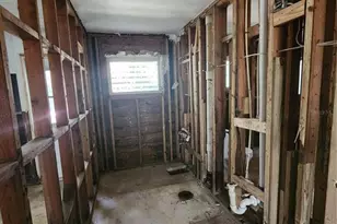 3181 Irving St, Sarasota, FL 34237 - Photo 9