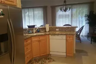 3607 Square W Ln, Sarasota, FL 34238 - Photo 7