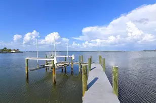 2516 Avenue A, Bradenton Beach, FL 34217 - Photo 19