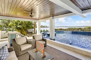 2516 Avenue A, Bradenton Beach, FL 34217 - Photo 11