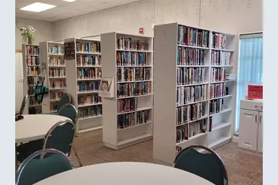 103 Oakwood Boulevard, Sarasota, FL 34237 - Photo 45