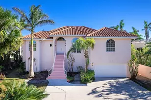 508 Siesta Dr, Sarasota, FL 34242 - Photo 5