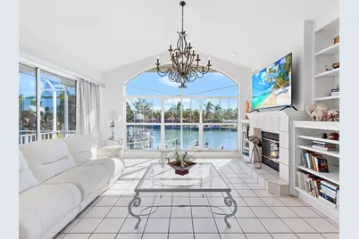 508 Siesta Drive, Sarasota, FL 34242 - Photo 17