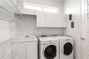 508 Siesta Dr, Sarasota, FL 34242 - Photo 35