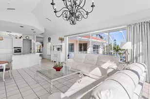 508 Siesta Dr, Sarasota, FL 34242 - Photo 19