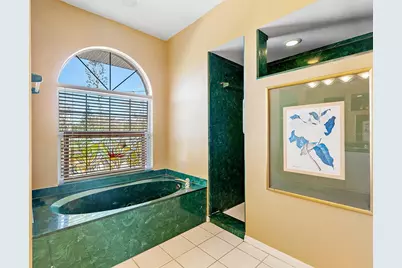 508 Siesta Drive, Sarasota, FL 34242 - Photo 29