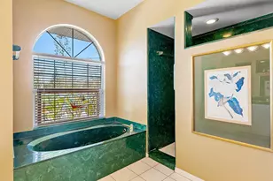 508 Siesta Dr, Sarasota, FL 34242 - Photo 29