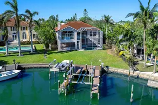 508 Siesta Dr, Sarasota, FL 34242 - Photo 49