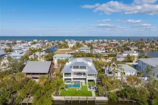 329 Tarpon St, Anna Maria, FL 34216 - Photo 33