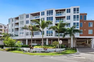 1035 Seaside Dr, Sarasota, FL 34242 - Photo 3