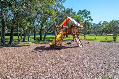 9443 Burnam Drive, Weeki Wachee, FL 34613 - Photo 25