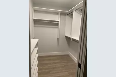 2933 Maiden Lane, Sarasota, FL 34231 - Photo 21