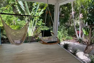 2933 Maiden Ln, Sarasota, FL 34231 - Photo 31