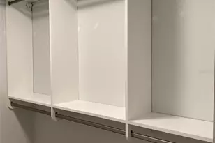 2933 Maiden Ln, Sarasota, FL 34231 - Photo 23