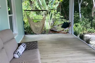 2933 Maiden Ln, Sarasota, FL 34231 - Photo 25