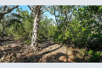 660 Longview Drive, Longboat Key, FL 34228 - Photo 25