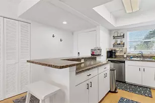 9200 Midnight Pass Rd, Sarasota, FL 34242 - Photo 21