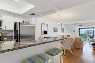 9200 Midnight Pass Rd, Sarasota, FL 34242 - Photo 11