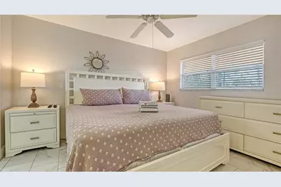 4621 Gulf Of Mexico Drive #16B, Longboat Key, FL 34228 - Photo 17