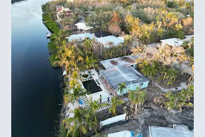 8534 Heron Lagoon Circle, Sarasota, FL 34242 - Photo 17