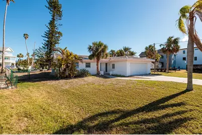 15815 Redington Drive, Redington Beach, FL 33708 - Photo 29
