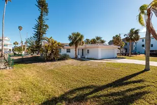 15815 Redington Dr, Redington Beach, FL 33708 - Photo 29