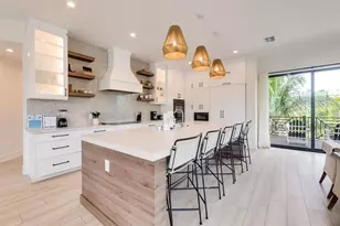 6506 Gulf Dr, Holmes Beach, FL 34217 - Photo 13